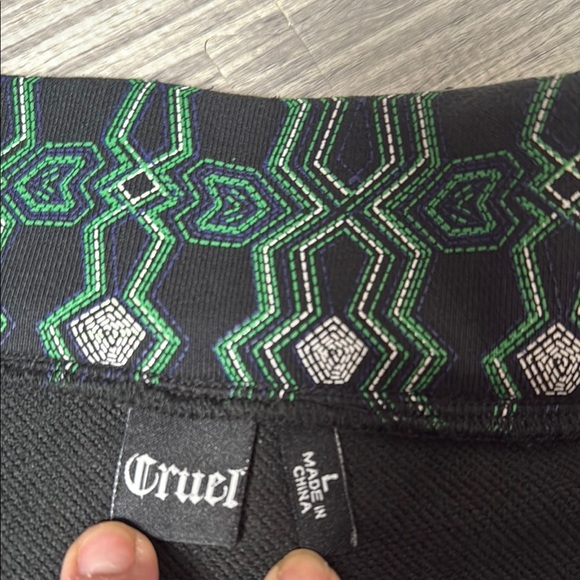 Cruel Girl Aztec Green and Black Skirt Size Large - Picture 2 of 3